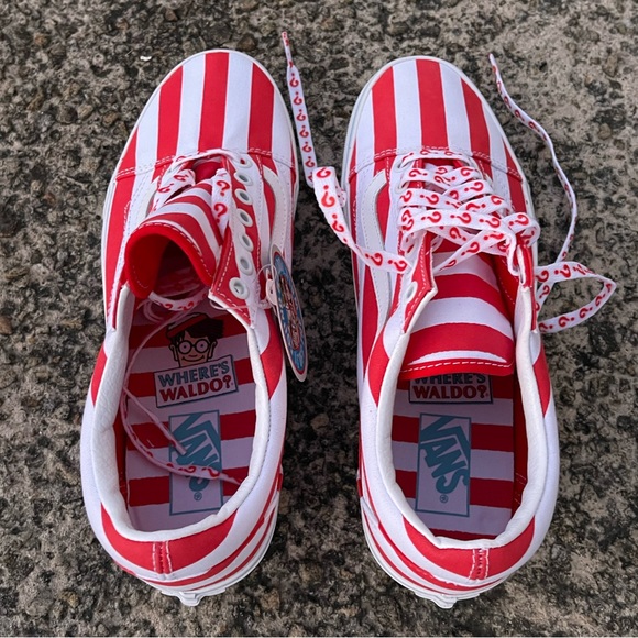 Where’s Waldo? Old Skool Vans - Picture 7 of 11